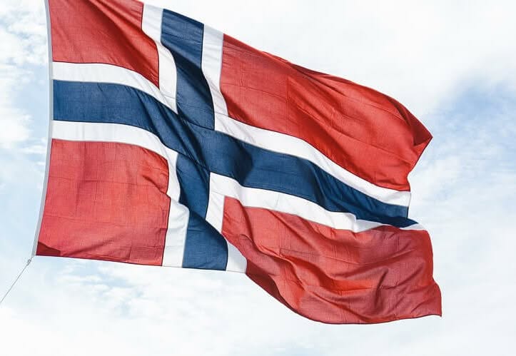 Se flagg og vimpler